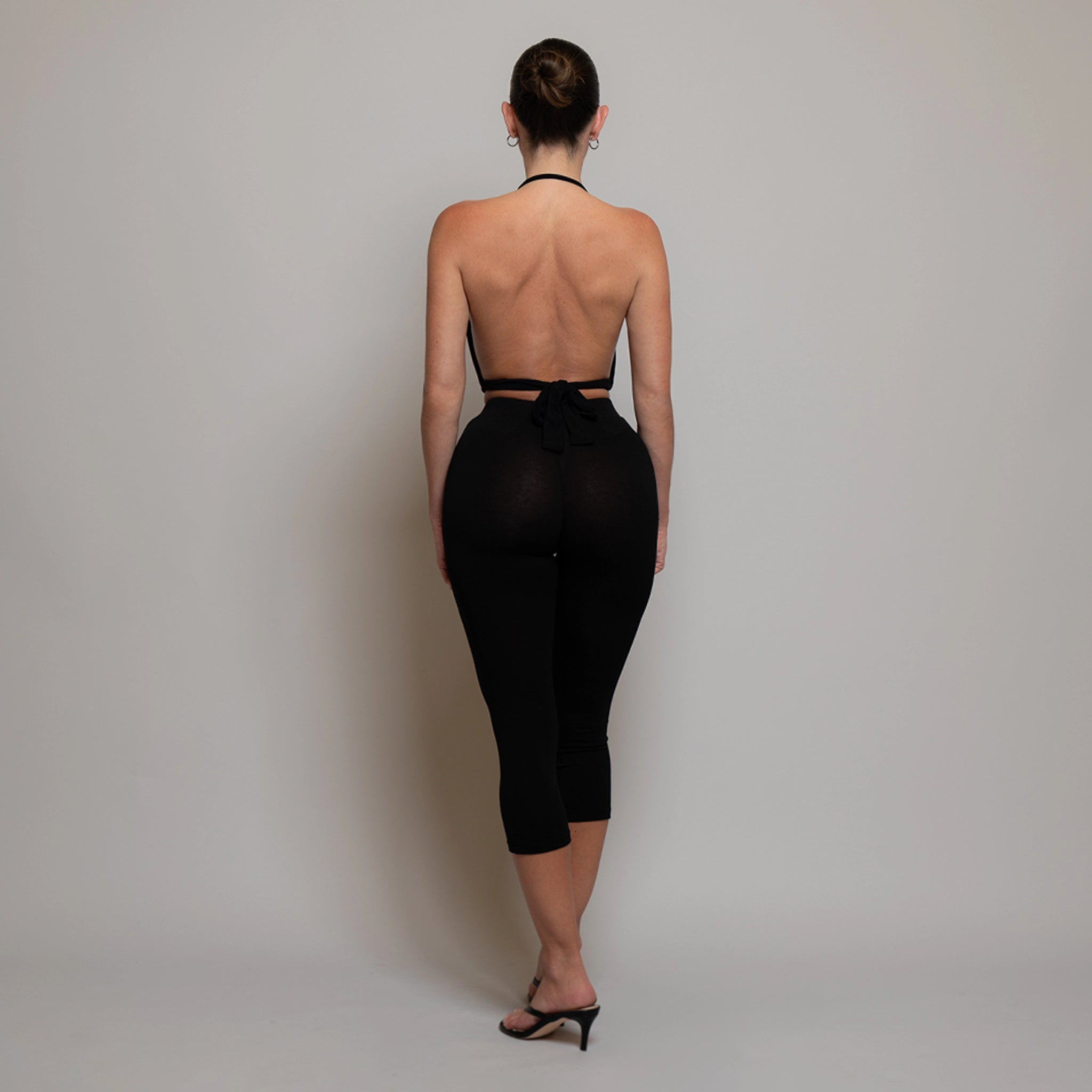 Drape Capris Black M/L