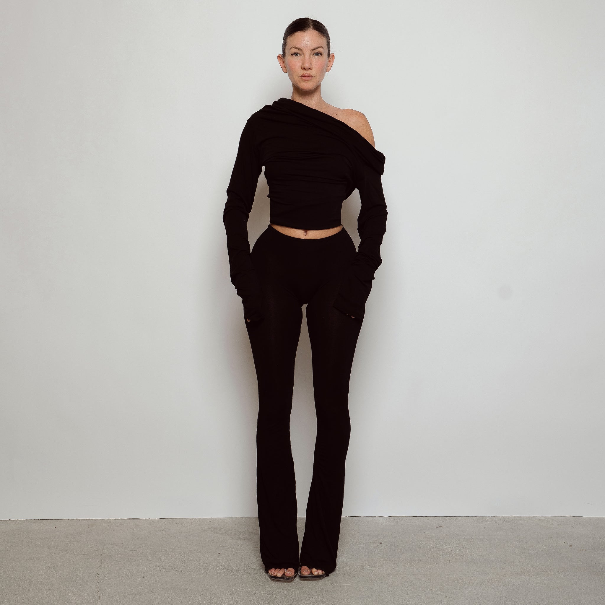 Drape Long Sleeve Top Black – Davis Active