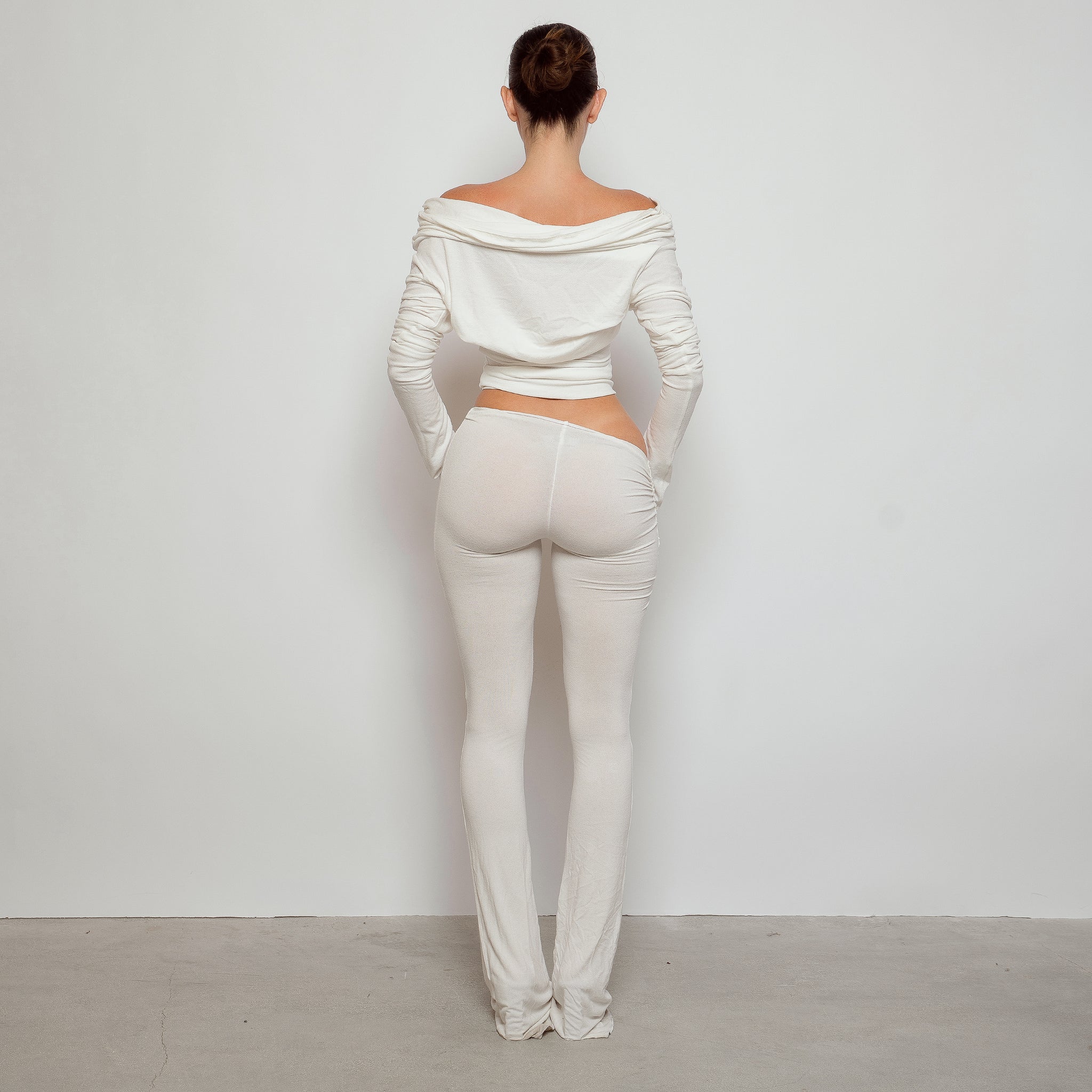Drape Long Sleeve Top Ivory – Davis Active